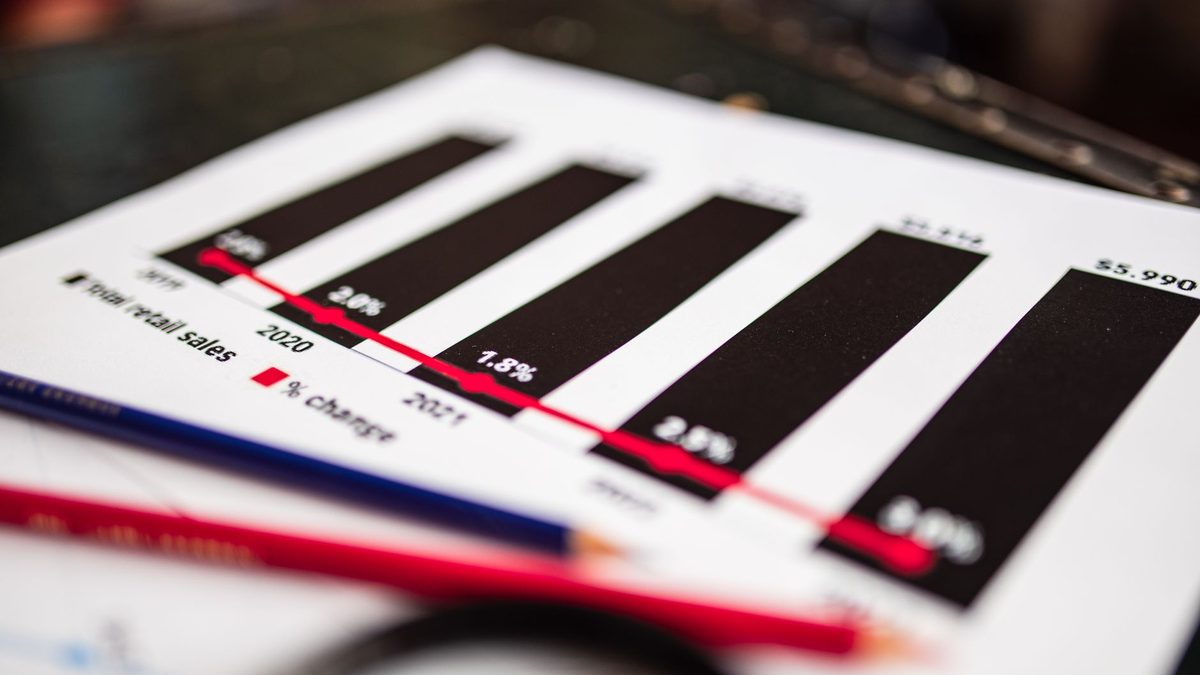 A simple bar chart sketched by hand on paper